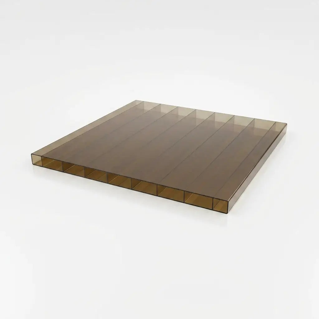 Doppelstegplatten aus 16mm Acrylglas in Bronze, Teil des e-Stegplatten Glassystems, mit transparenter bronzefarbener Oberfläche.
