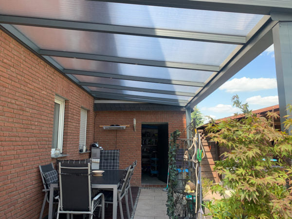 Premium Anthrazit Terrassenüberdachung Alu NOBELline mit Stegplatten 16mm klar/farblos - Bild 4